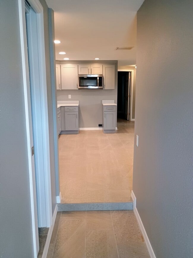 Building Photo - 6737 Udell Ln