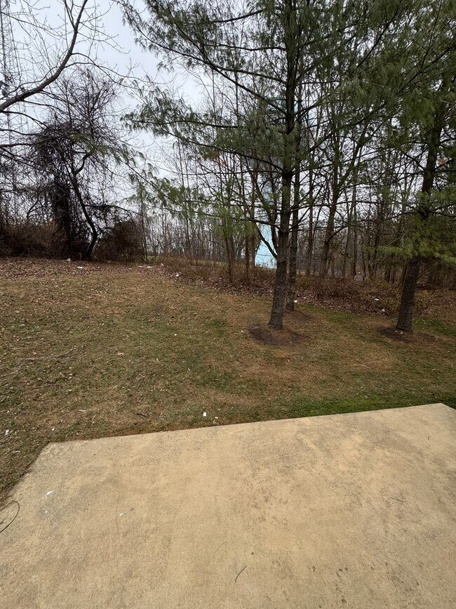 Building Photo - Spacious Family Three Bedroom Townhouse in Damascus! Pets Welcomed & Parking Included!