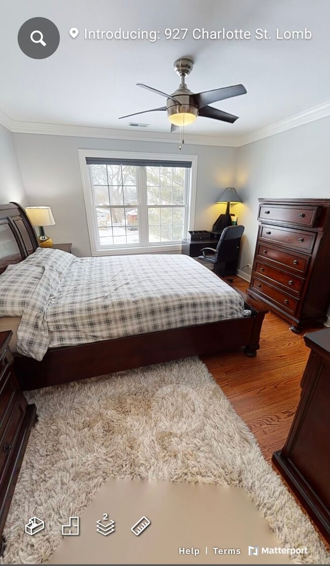 Building Photo - 927 S Charlotte St