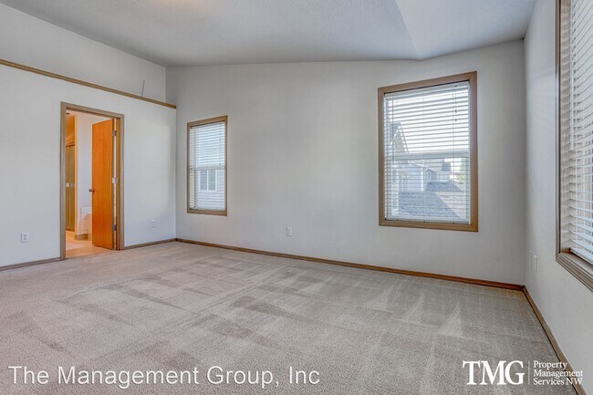 Building Photo - 5 br, 2.5 bath House - 8619 NE 90th Ave