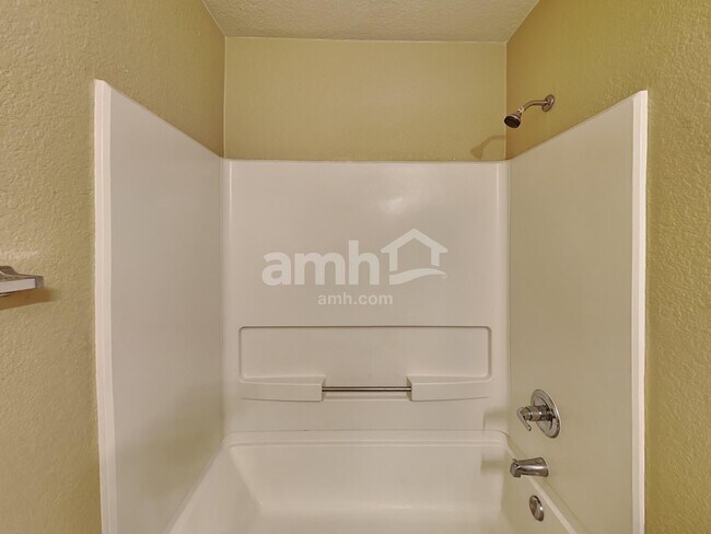 Building Photo - 6241 S Sun View Way