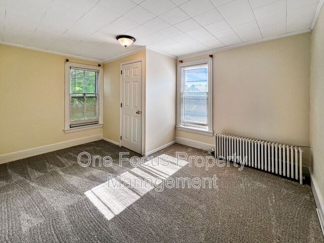 Building Photo - 413 Jordan Ave