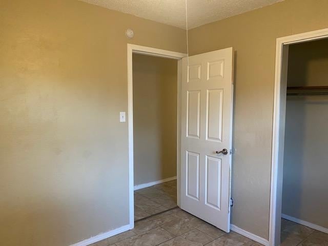 Building Photo - 6708 SW Forest Cir