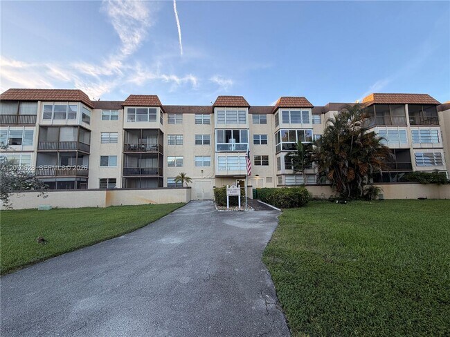 Building Photo - 7000 NW 17th St