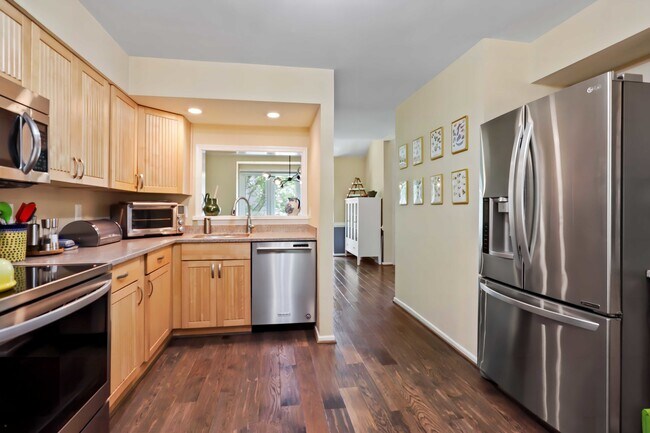 Building Photo - 12516 Fanleaf Ct
