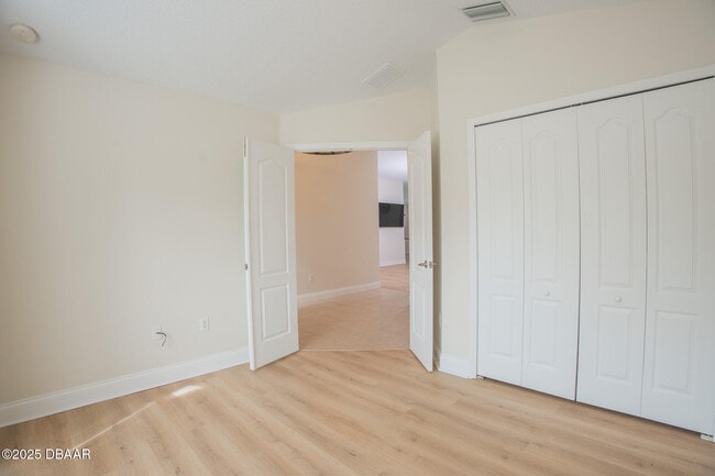 Building Photo - 801 Angelina Ct