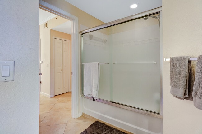 Building Photo - 12955 Positano Cir