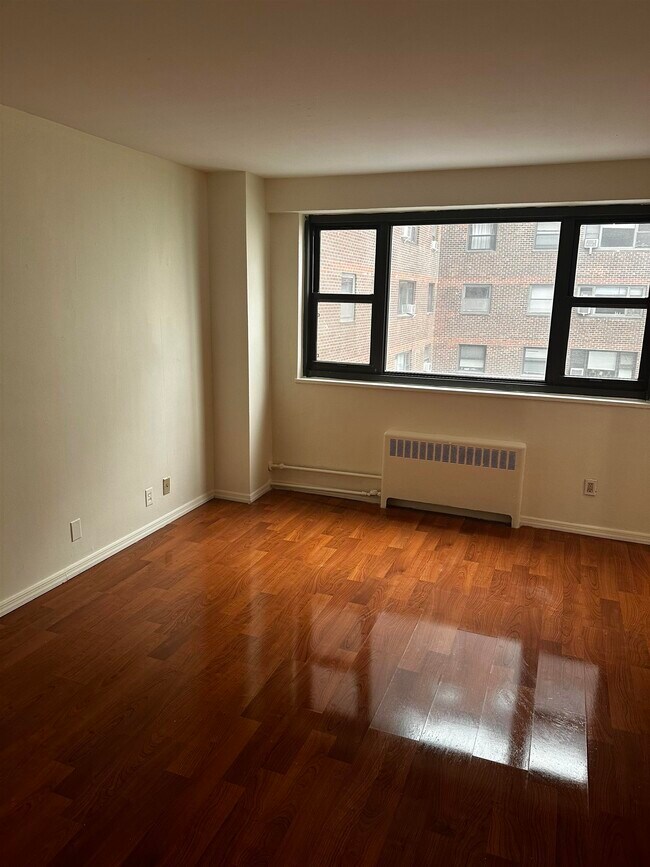 Building Photo - 6515 JFK Blvd E