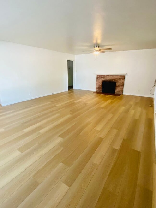 Building Photo - **Pre-Leasing for Summer 2026** Cute House located close to Chico State and Downtown Chico