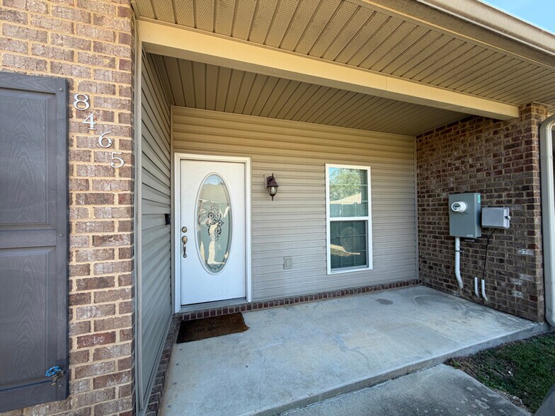 Building Photo - 8465 Crissy Ln