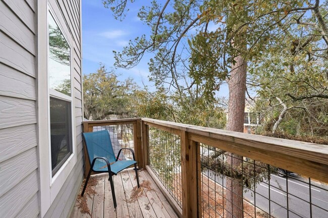 Building Photo - 1241 N Bronough St