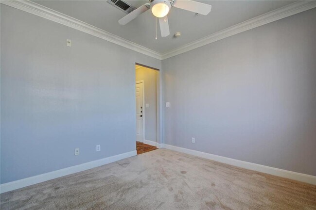 Building Photo - 7701 Rialto Blvd