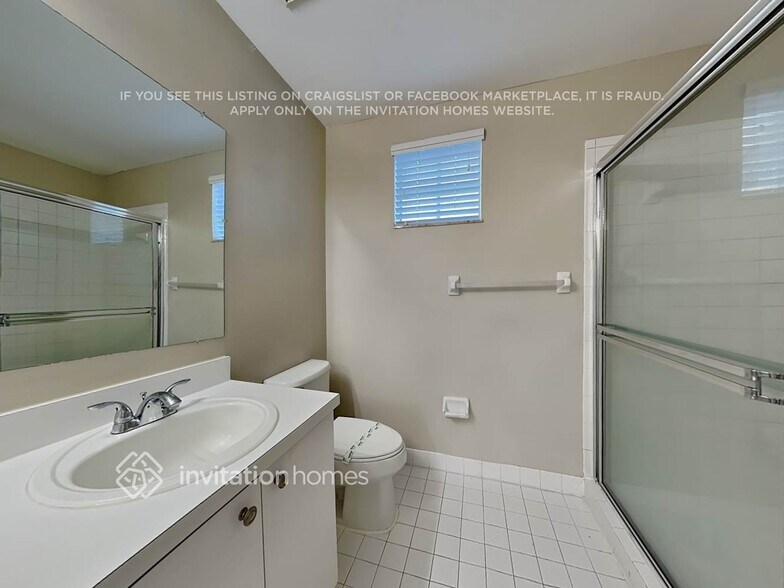 Building Photo - 5203 Eagle Cay Pl