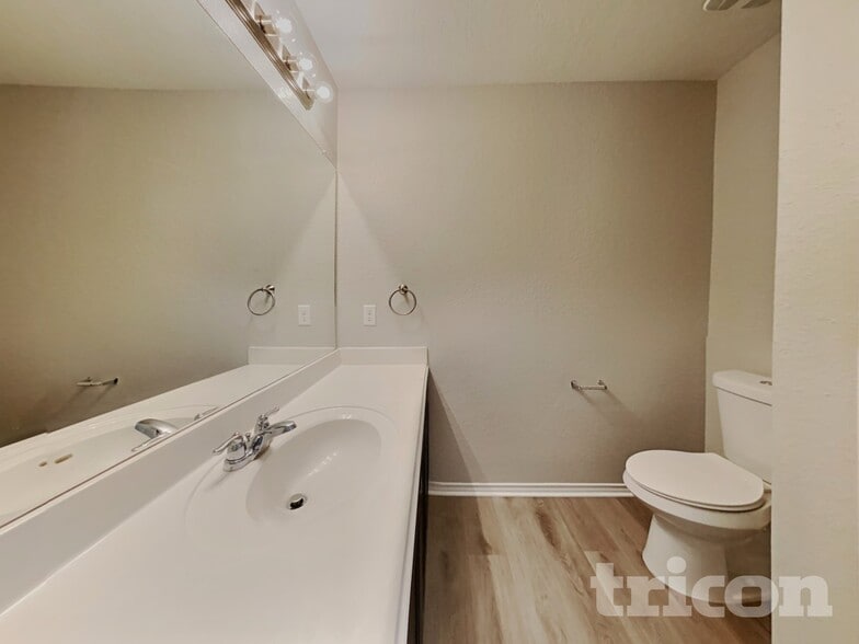 Building Photo - 3442 Still Pond