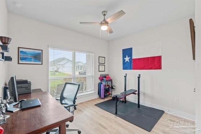 Building Photo - 10992 Coues Dr