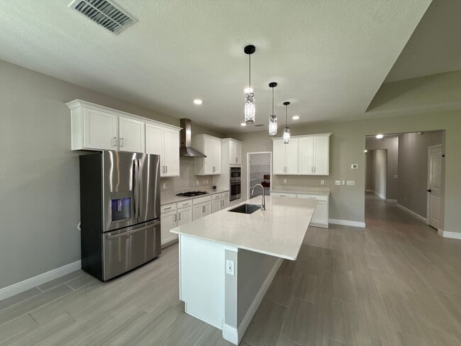 Building Photo - Amazing Community of Bellechase! 4 Bedroom...
