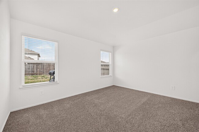 Building Photo - 24410 Oriole Summit Dr