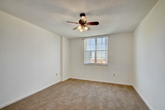 Building Photo - 651 Okeechobee Blvd