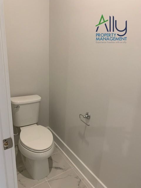 Building Photo - 822 Wesley Ln