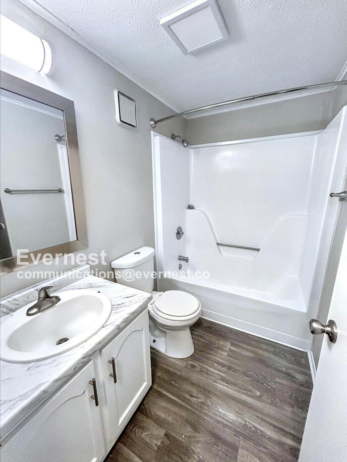 Building Photo - 166 Safe Harbor Dr