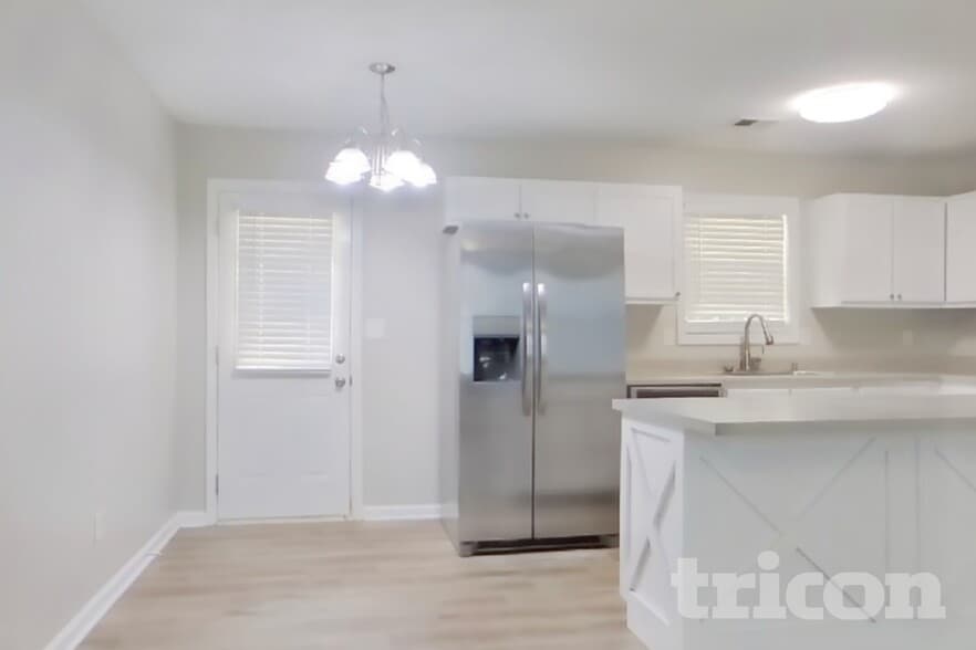 Building Photo - 1173 Woodwind Dr