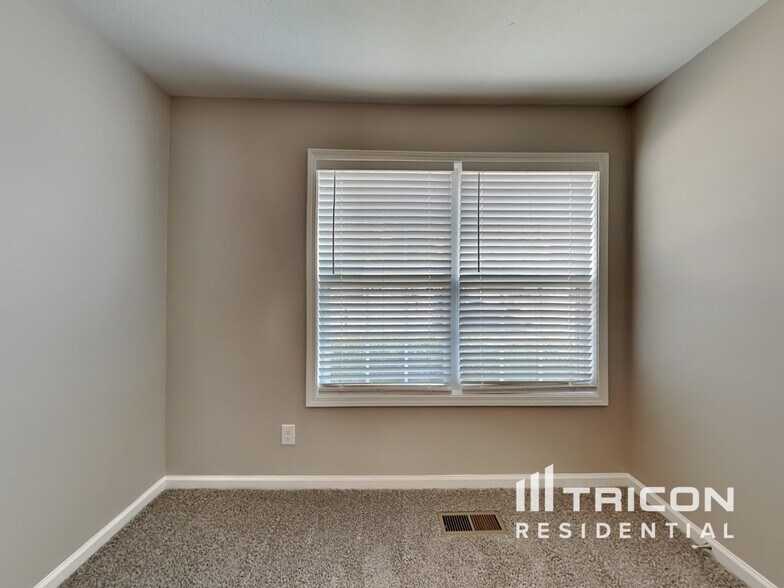 Building Photo - 1398 Scrub Oak Drive