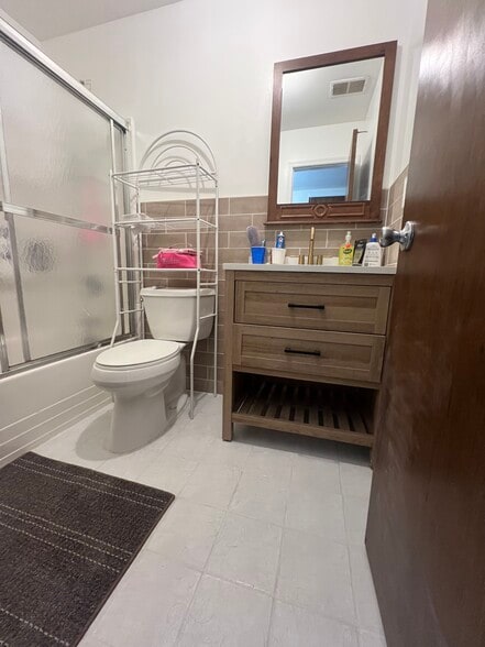 New - 28 Nunzie Ct
