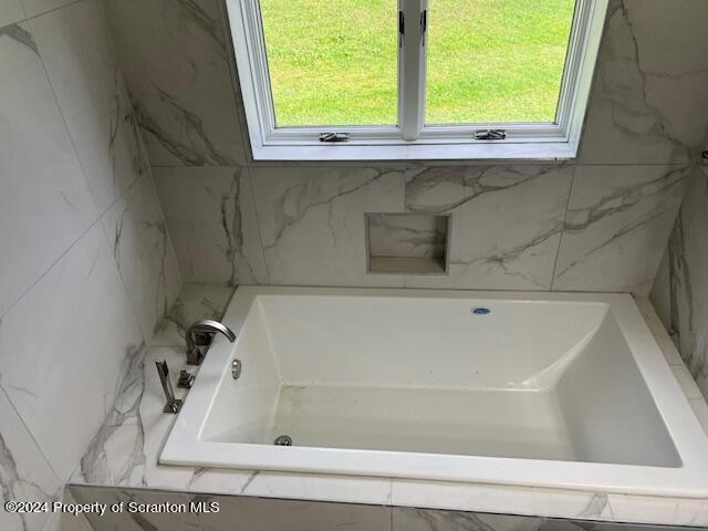 Building Photo - 1598 US-6