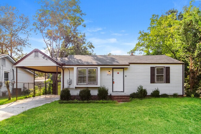 Primary Photo - 2512 Elderberry Dr