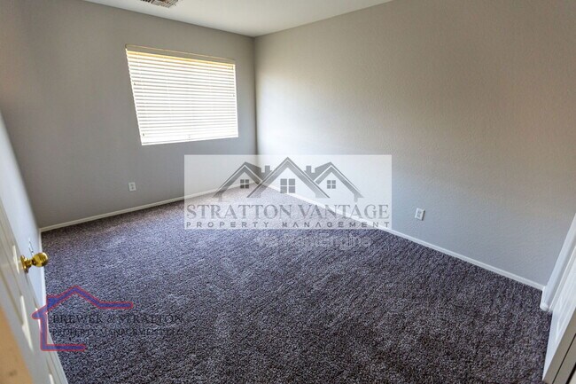 Building Photo - 21731 W Pima St