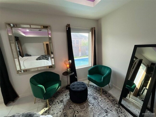 Building Photo - 37 Water Lily Ave