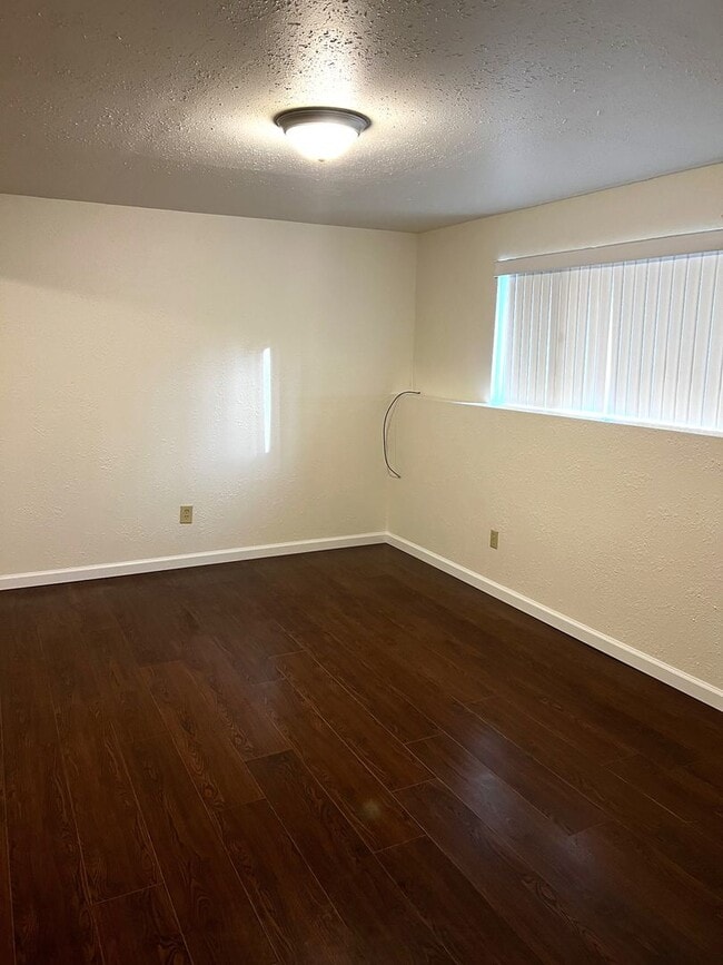Building Photo - 8989/8987 Hoot Ridge Lane NW