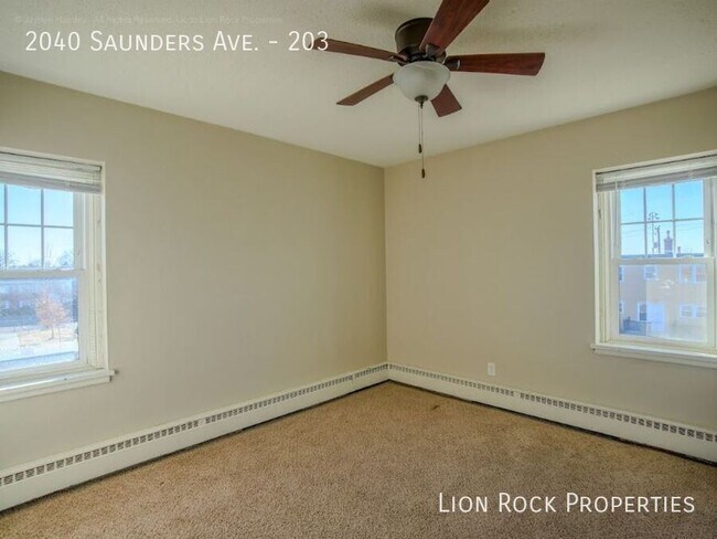 Building Photo - 2040 W Saunders Ave