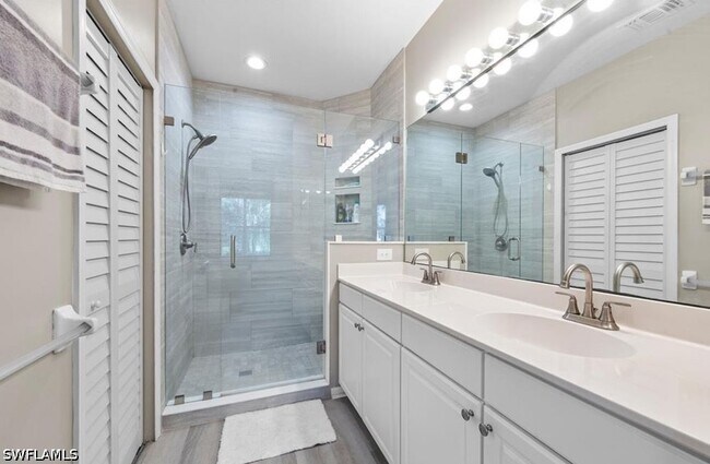 Building Photo - 10135 Colonial Country Club Blvd