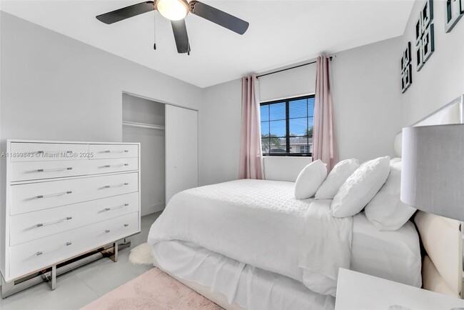 Building Photo - 6447 NW 22nd St