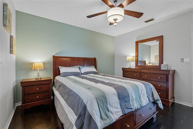 Building Photo - 1447 Gleneagles Dr