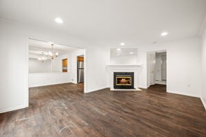 Building Photo - 132 Pinecrest Ln