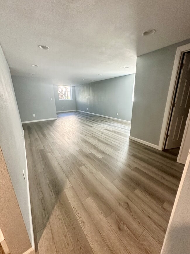 Building Photo - Charming Townhouse for Rent in Cheyenne, WY