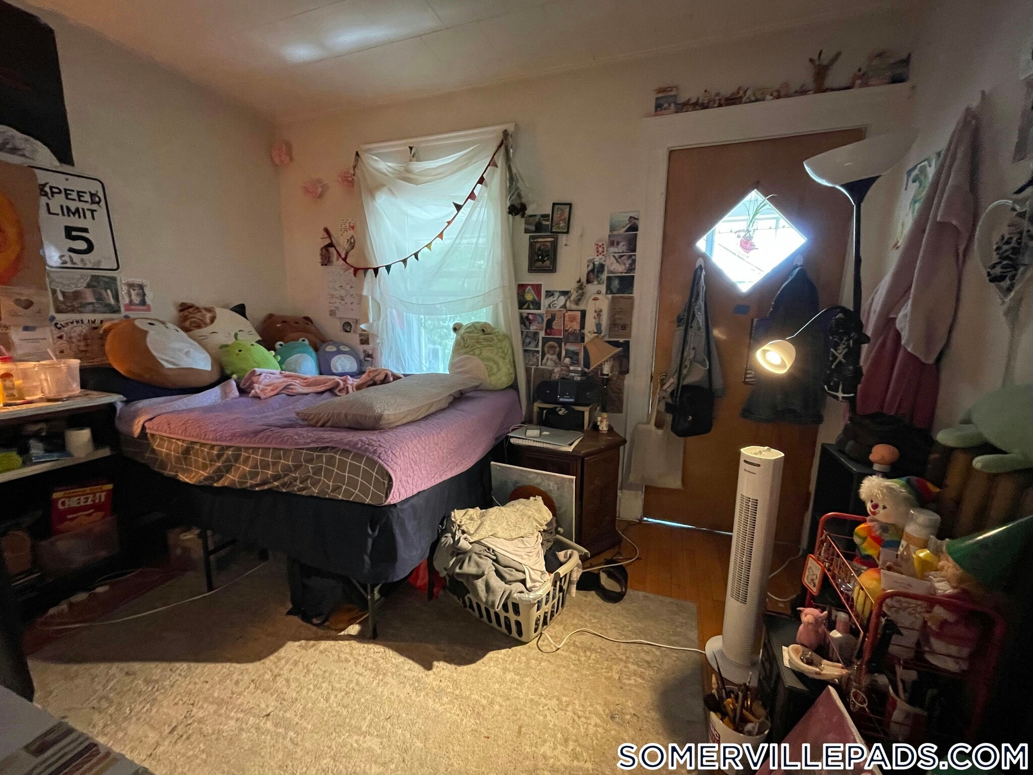 Building Photo - 35 Rose St