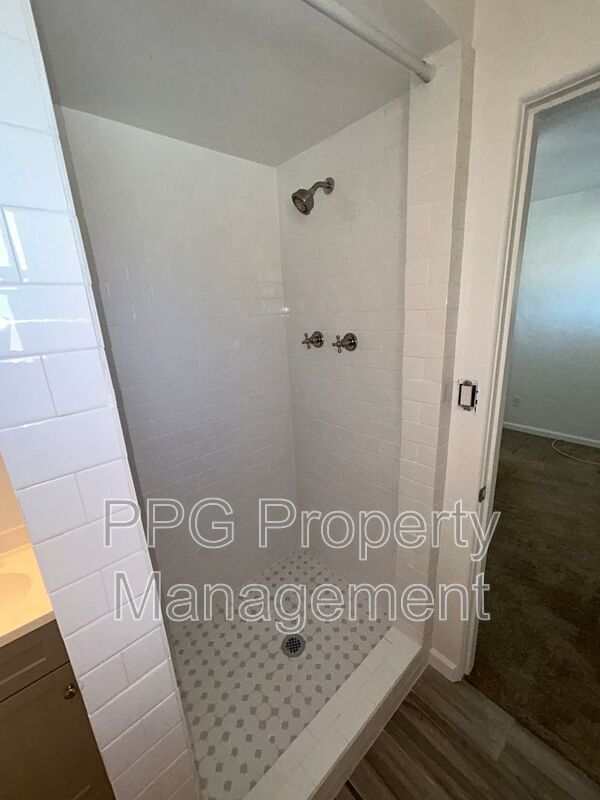 Building Photo - 2812 N 35th St