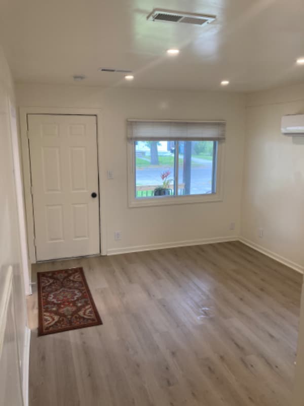 Building Photo - 1520 Meyer