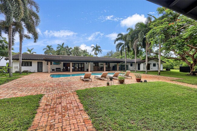 Building Photo - 14701 SW 63rd St