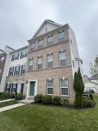 Building Photo - 2101 St Josephs Dr