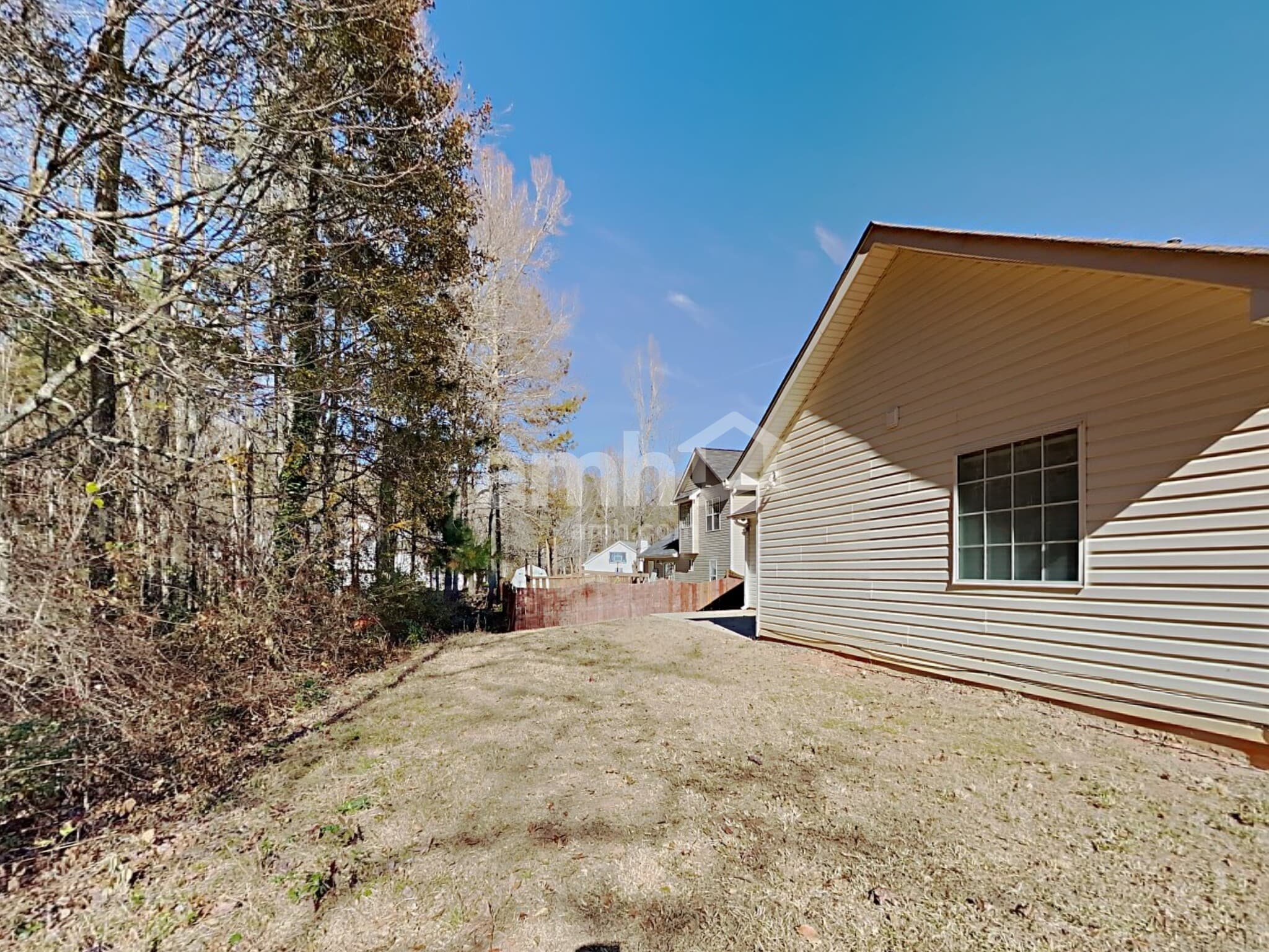 Building Photo - 6638 Shady Ridge Ln