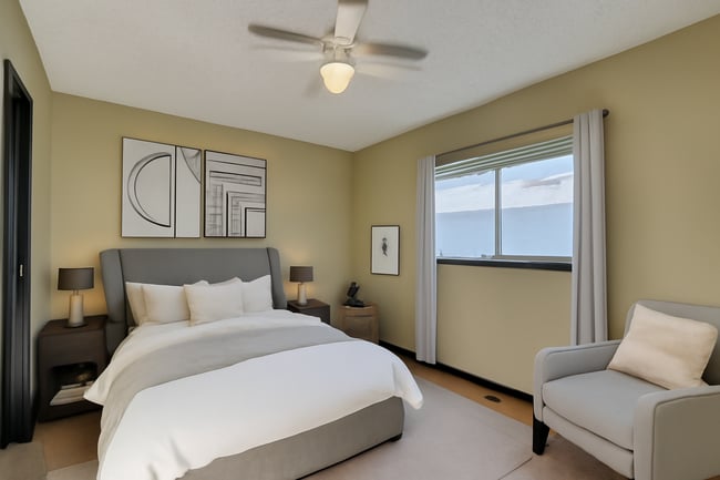 Building Photo - $2,000.00 - 3 bedroom, 2 bathroom, Single ...