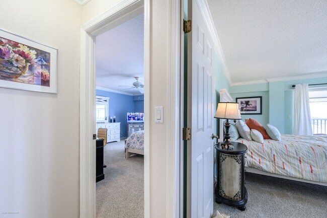 Building Photo - 1477 Park Beach Cir