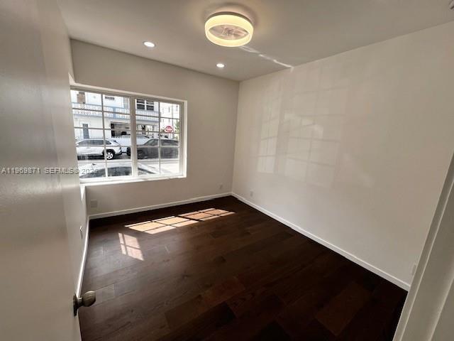 Building Photo - 603 7th St