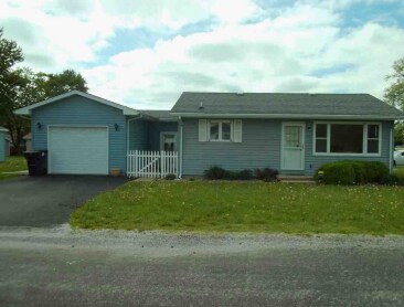 Building Photo - 301 Willow St