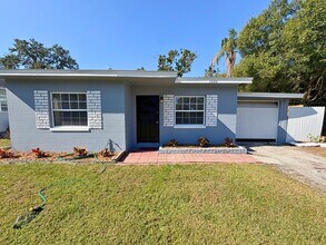 Building Photo - Newly Renovated 3 Bed, 2 Bath Home w/ Huge Fenced Yard