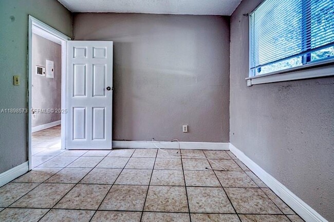 Building Photo - 2378 NW 60th St